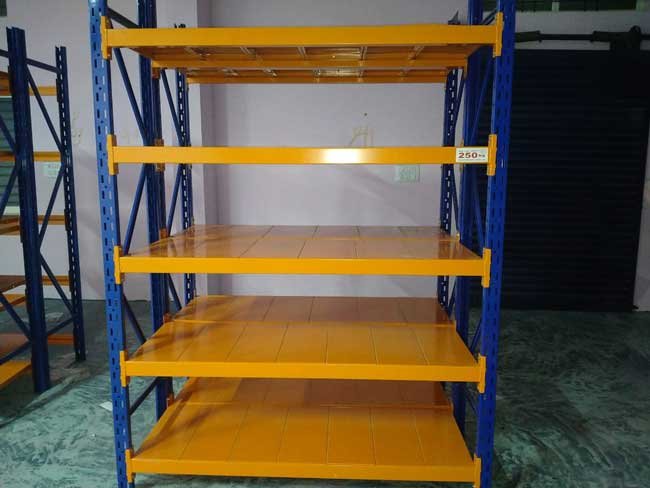 Medium-Duty Long Span Rack